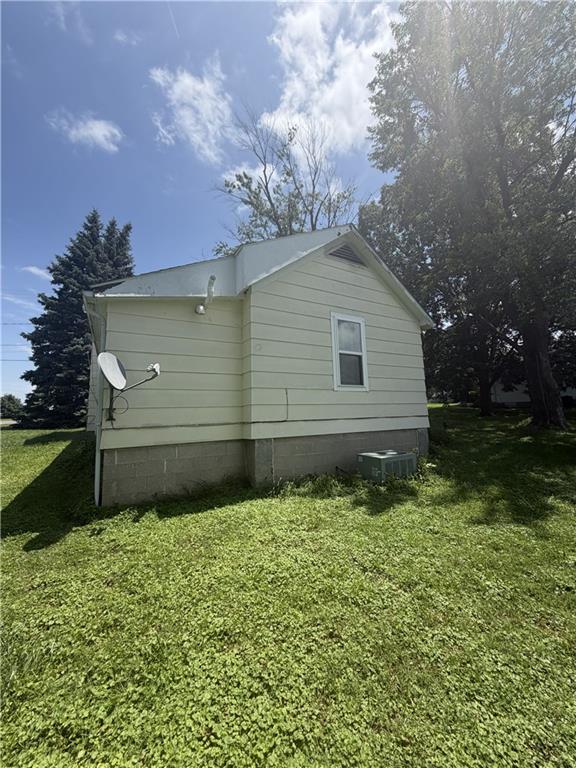 522 Main St, Blackburn, MO 65321