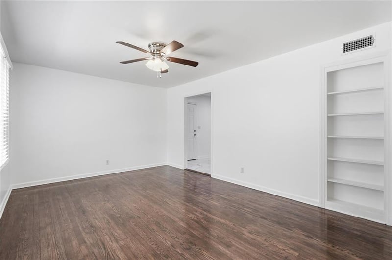 7339 Nall Ave, Prairie Village, KS 66208