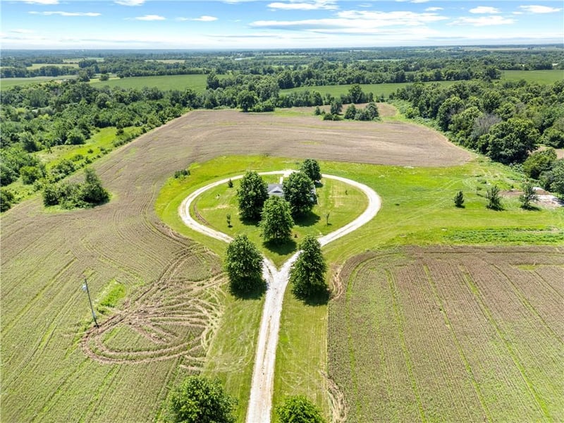26060 B Hw, Sheldon, MO 64784