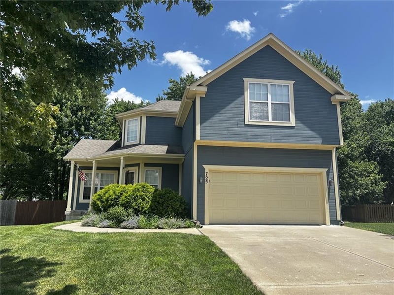 725 Alder St, Gardner, KS 66030