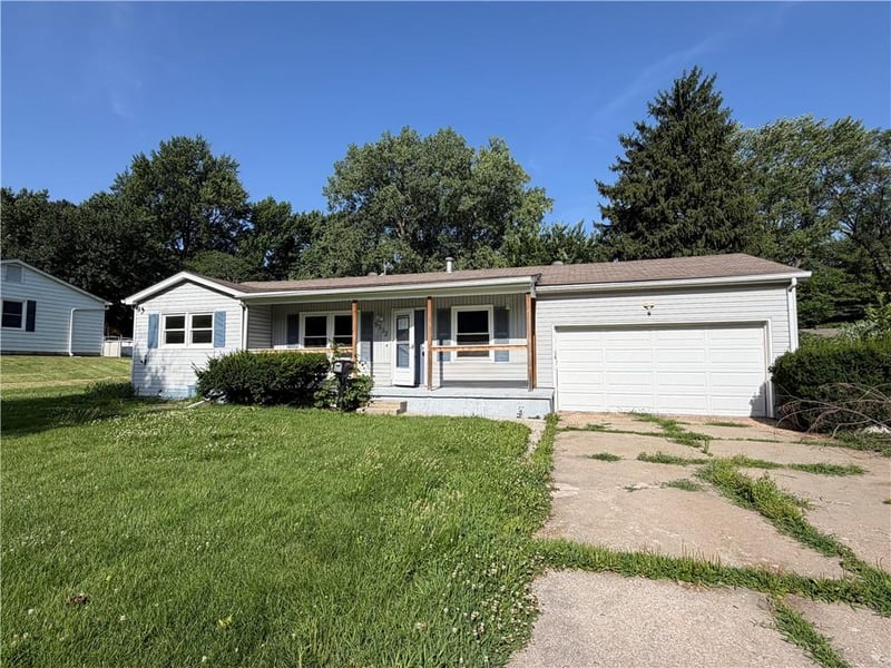 5332 Northern Ave, Raytown, MO 64133