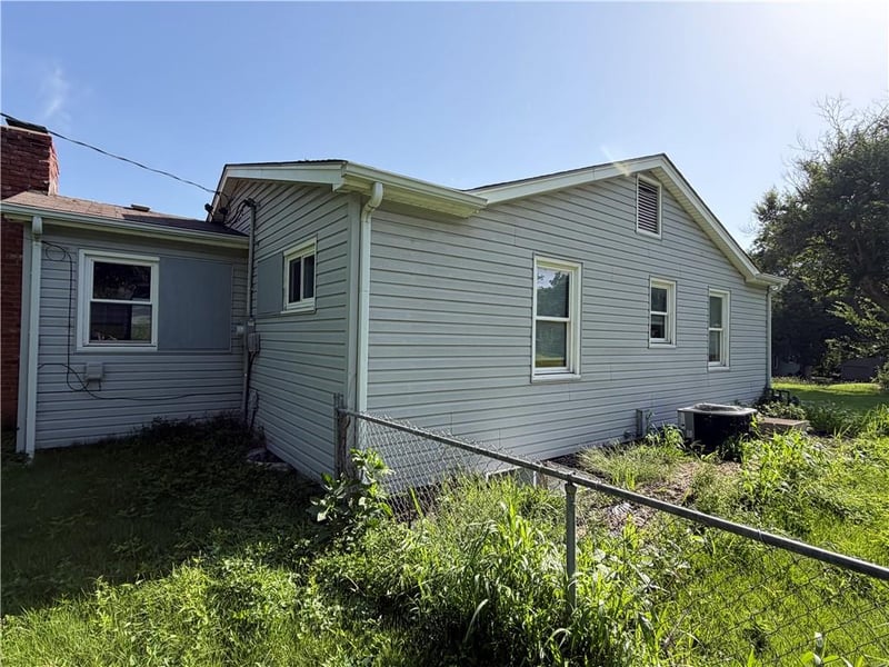 5332 Northern Ave, Raytown, MO 64133