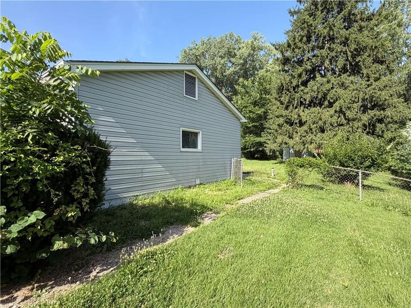 5332 Northern Ave, Raytown, MO 64133