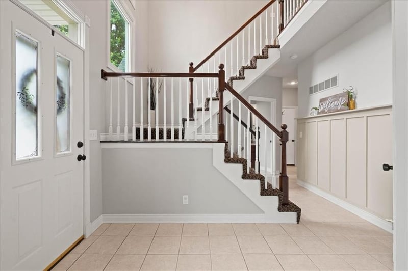 8501 149th Ter, Overland Park, KS 66223