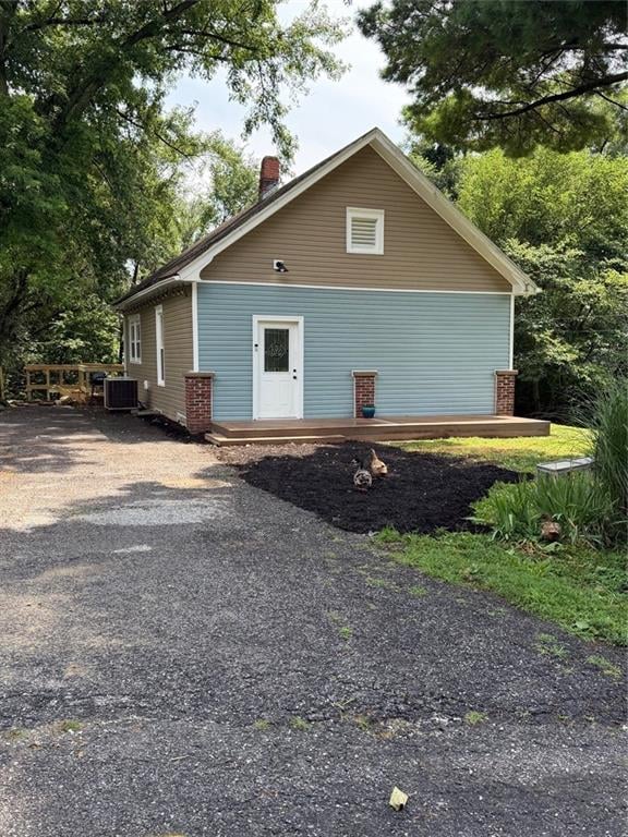 1404 Cudmore Ave, St Joseph, MO 64503