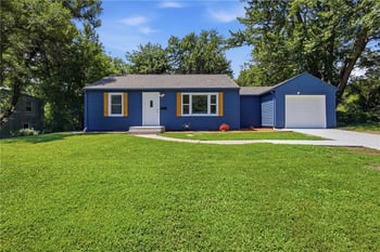 9709 Rice Ave, Kansas City, MO 64133