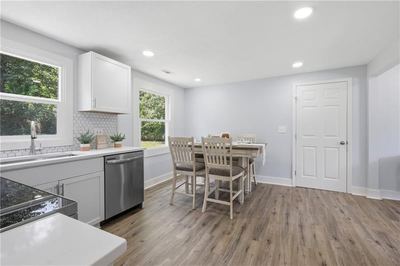 9709 Rice Ave, Kansas City, MO 64133