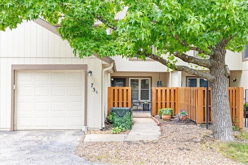 731 121st Ter, Kansas City, MO 64146