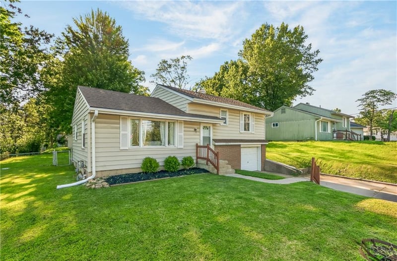 4148 Brighton Ave, Kansas City, MO 64117
