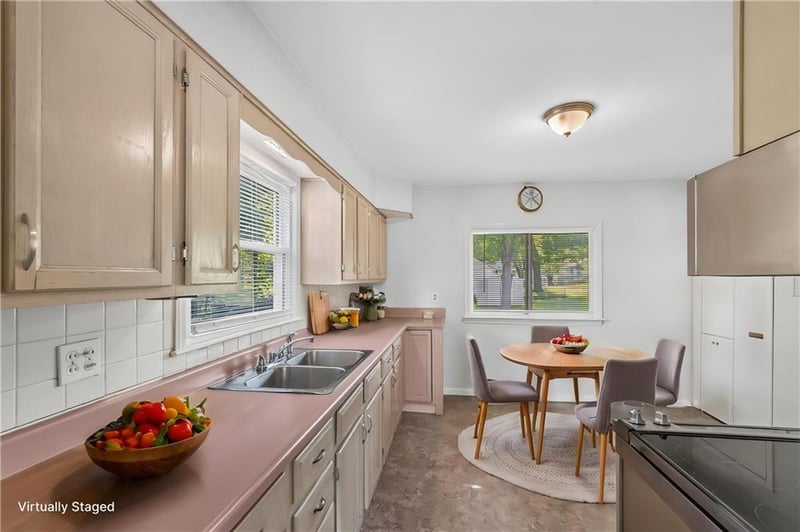 4148 Brighton Ave, Kansas City, MO 64117