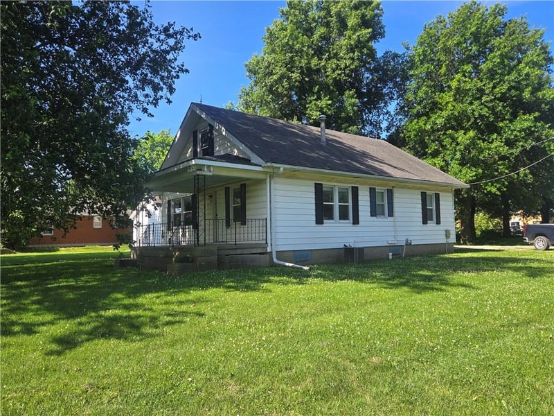 310 County Rd, Alma, MO 64001