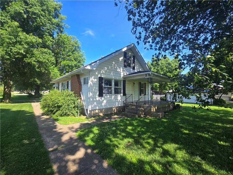 310 County Rd, Alma, MO 64001