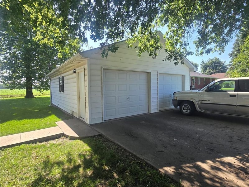 310 County Rd, Alma, MO 64001