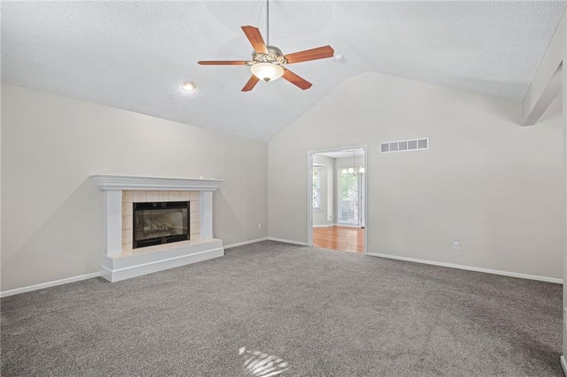 2603 NE Springbrook St, Blue Springs, MO 64014