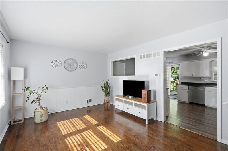 100 Alderson Pl, Lee's Summit, MO 64063