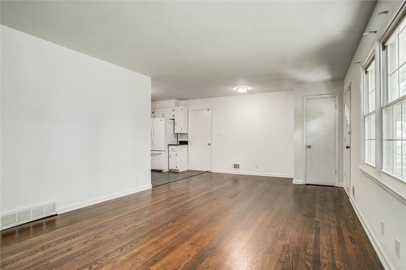 7409 75th Ter, Kansas City, MO 64152