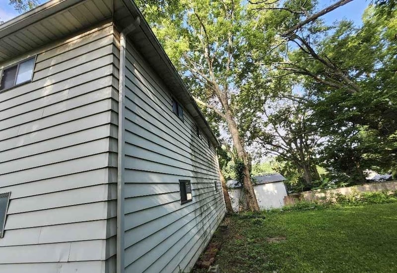 3220 Barber Ave, Kansas City, KS 66106