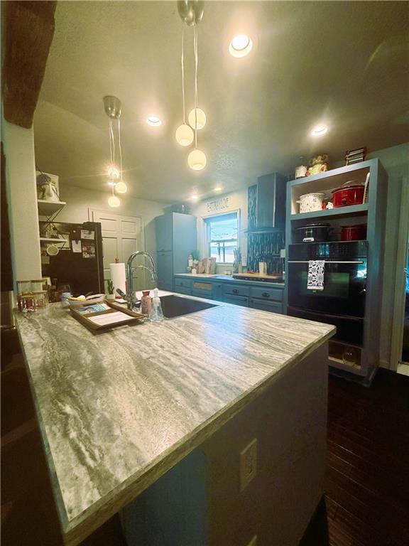1302 Cumberland St, Burlington, KS 66839