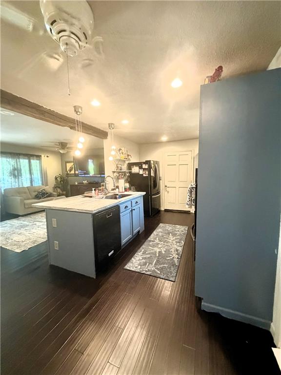 1302 Cumberland St, Burlington, KS 66839