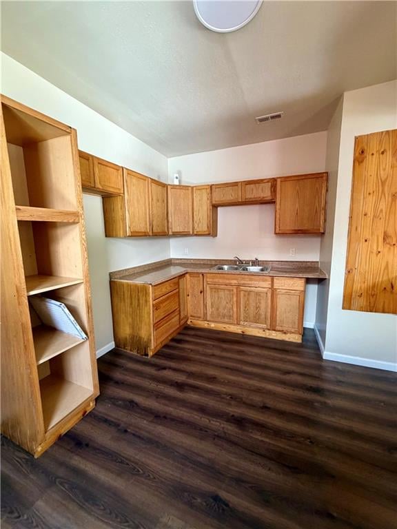 619 26th St, Parsons, KS 67357