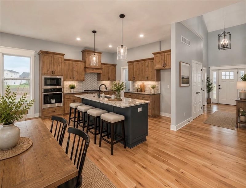 6004 Apache Dr, Shawnee, KS 66226