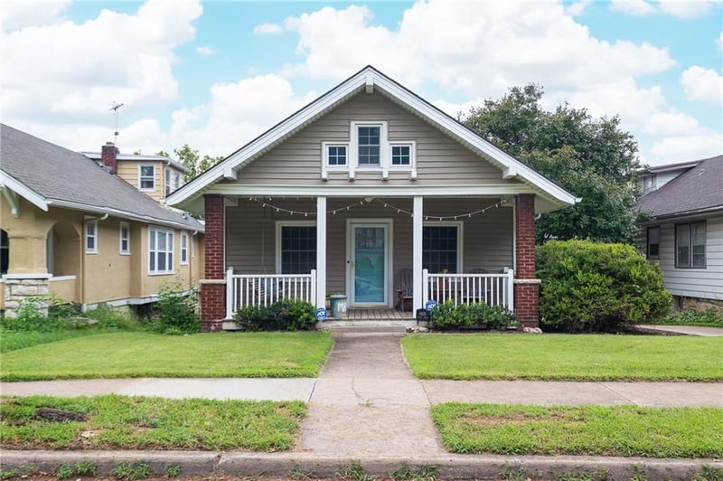 4405 Terrace St, Kansas City, MO 64111