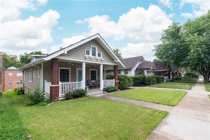 4405 Terrace St, Kansas City, MO 64111