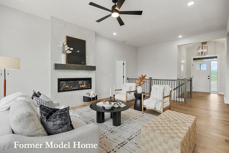 8000 Hoot Owl St, Blue Springs, MO 64014