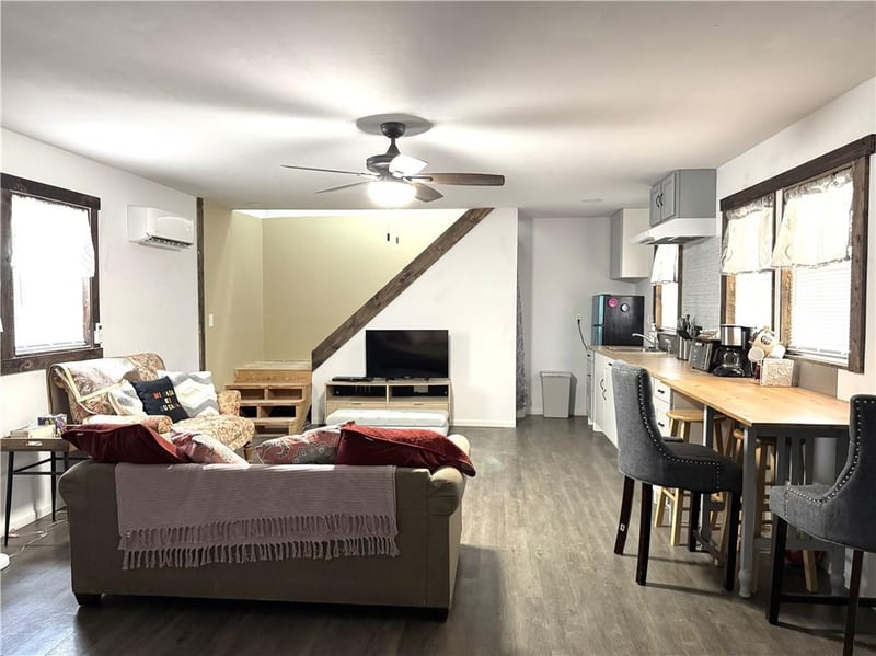 33 Mystic Ln, Linn Valley, KS 66040