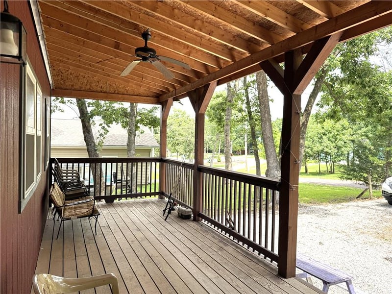 33 Mystic Ln, Linn Valley, KS 66040