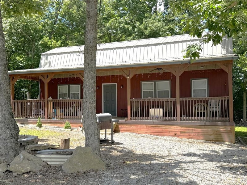 33 Mystic Ln, Linn Valley, KS 66040