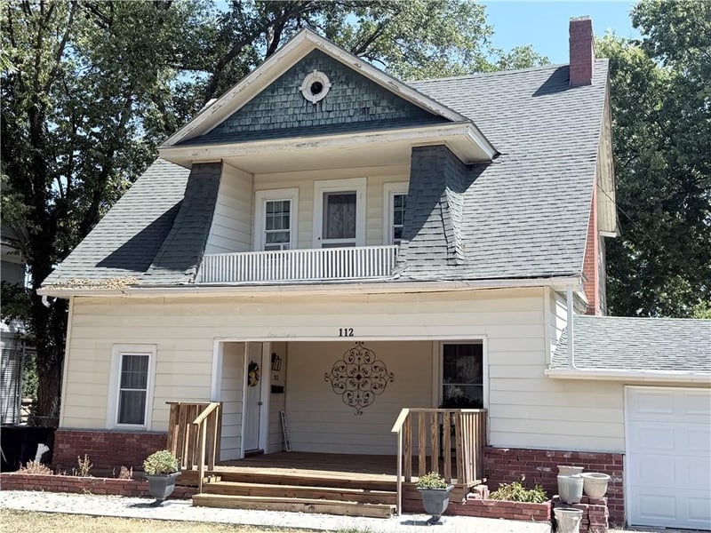 112 N 1st St, Independence, KS 67301