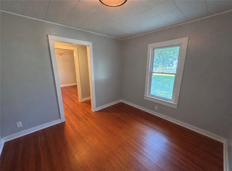 316 8th Ave, Garnett, KS 66032