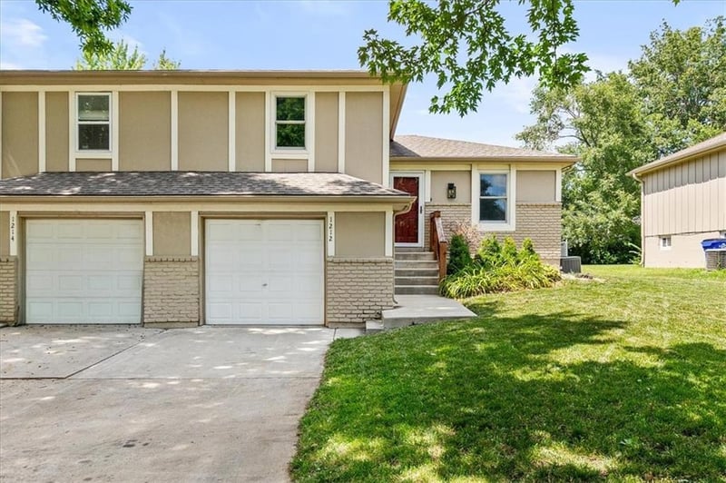 1212 Sheridan St, Olathe, KS 66061
