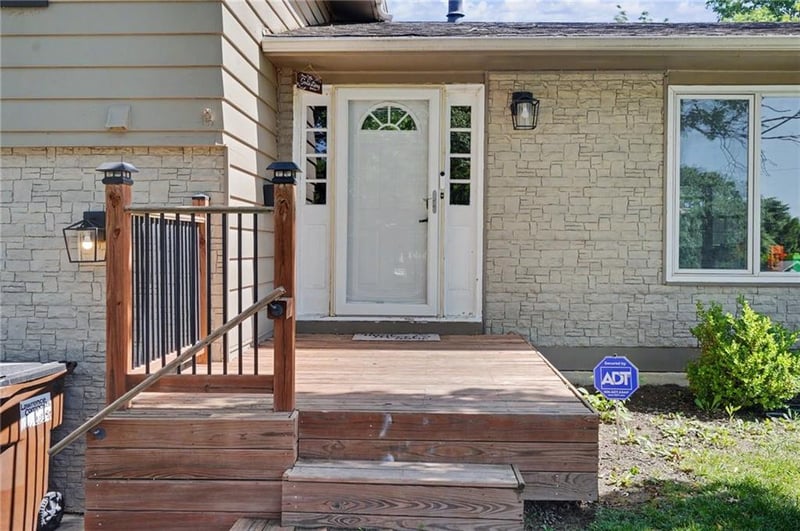 2624 Bardith Ct, Lawrence, KS 66046