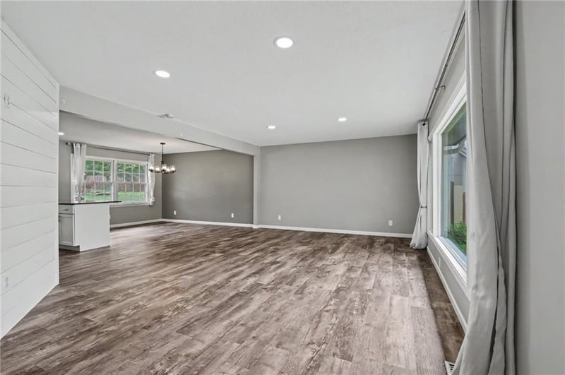 2624 Bardith Ct, Lawrence, KS 66046