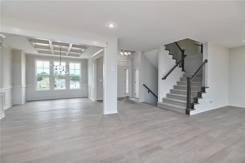 23822 Clear Creek Pw, Shawnee, KS 66226