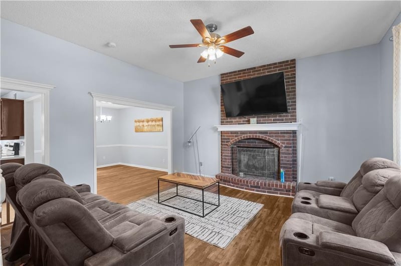 11039 Baltimore Ave, Kansas City, MO 64155