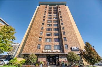 700 E 8th St #16O, Kansas City, MO 64106