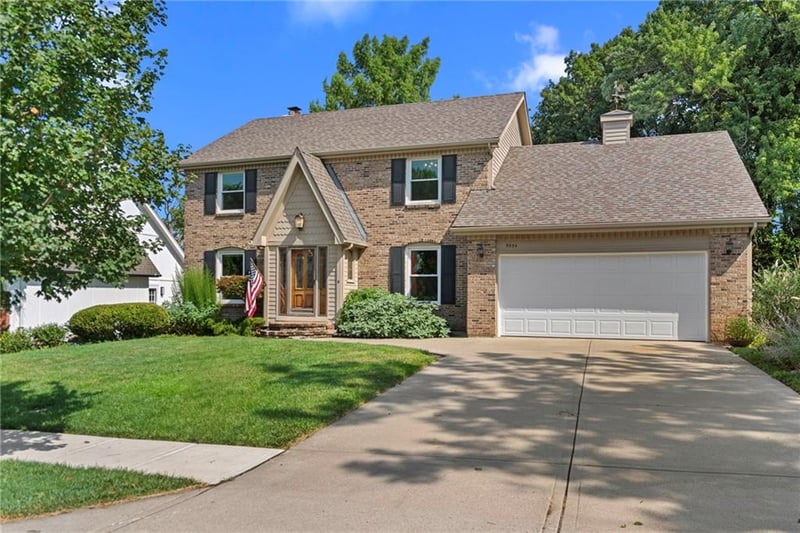 9654 116th St, Overland Park, KS 66210