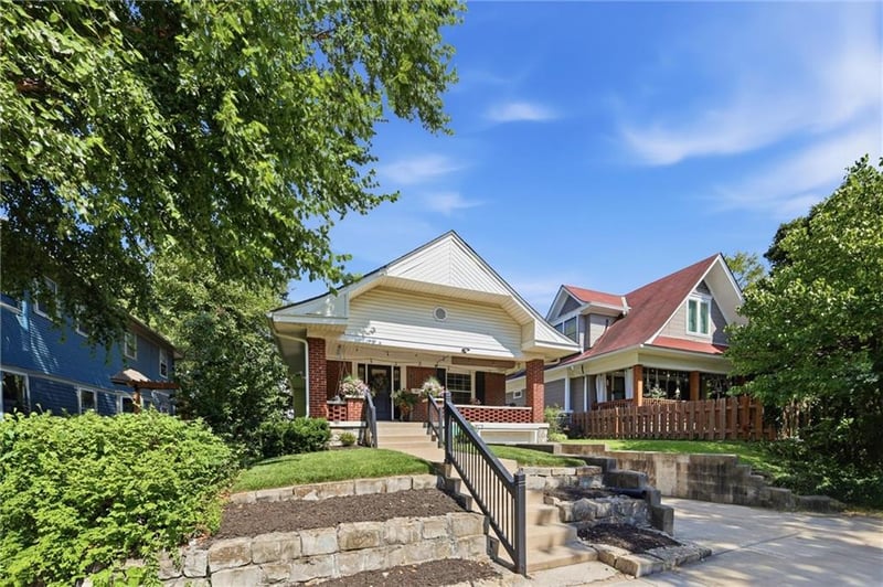 4163 Holly St, Kansas City, MO 64111
