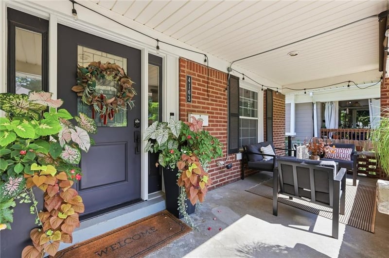 4163 Holly St, Kansas City, MO 64111
