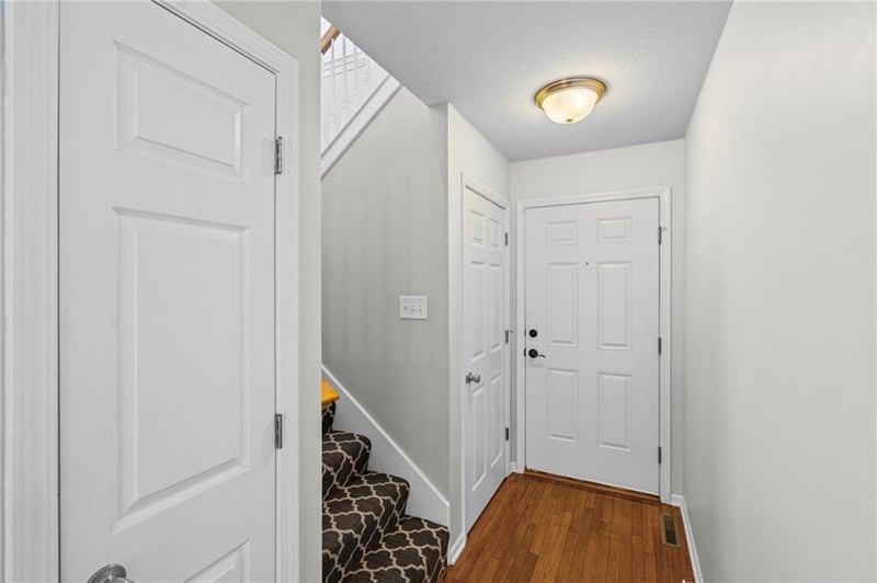3637 NW 85th St, Kansas City, MO 64154