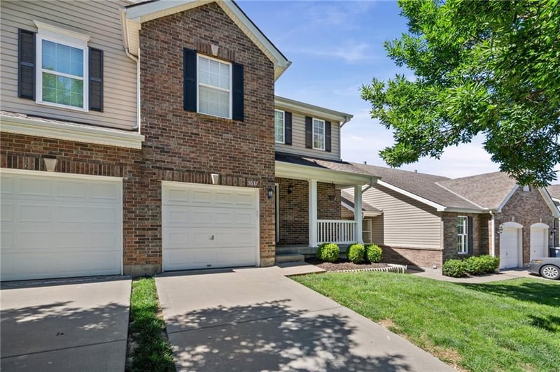 3637 NW 85th St, Kansas City, MO 64154