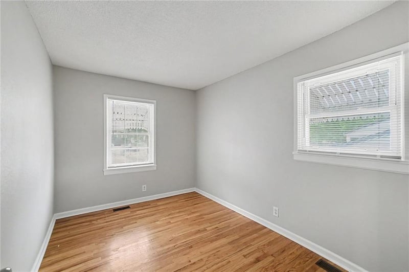 820 Choctaw Ave, Independence, MO 64056