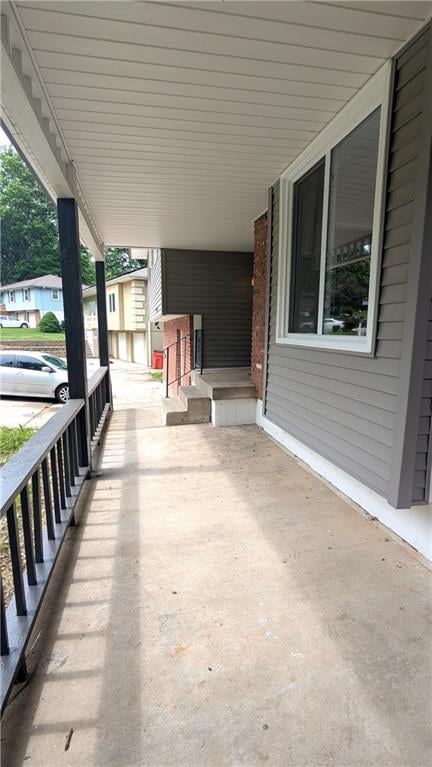 2005 Plymouth Rd, Independence, MO 64058