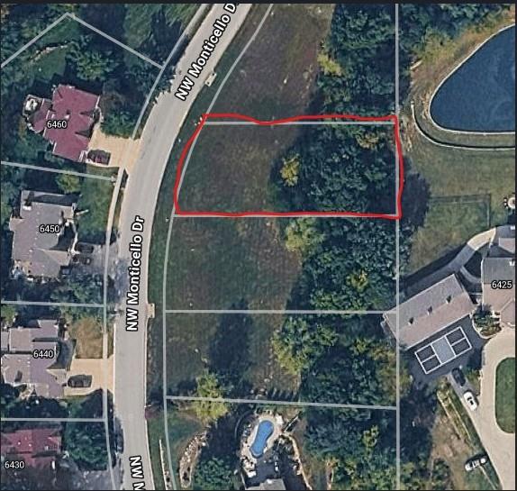 6444 Monticello Dr, Parkville, MO 64152
