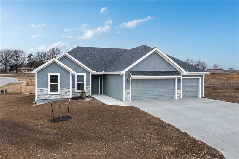 3414 130th St, Kansas City, KS 66109