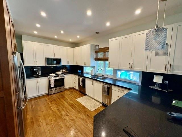 4079 Camelot Dr, Lee's Summit, MO 64082