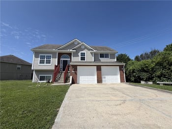 5101 NW 93rd St, Kansas City, MO 64154